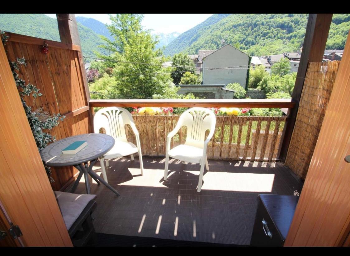 Beau T3 Place Parking, Vue Degagee Proche Centre Bagneres-de-Luchon Ngoại thất bức ảnh
